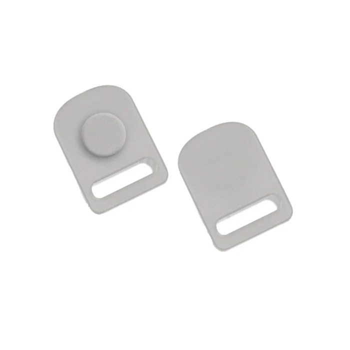 Non-magnetic clips for Wisp CPAP mask